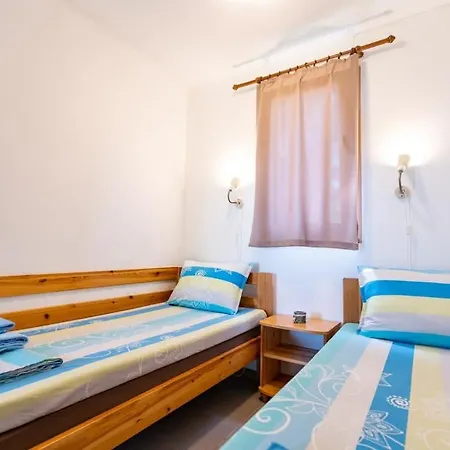 Casa de hóspedes гнездото The Nest 1 3*